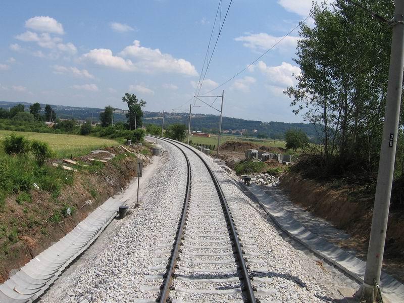 072.jpg - před Včelnou se pracuje na odvodnění