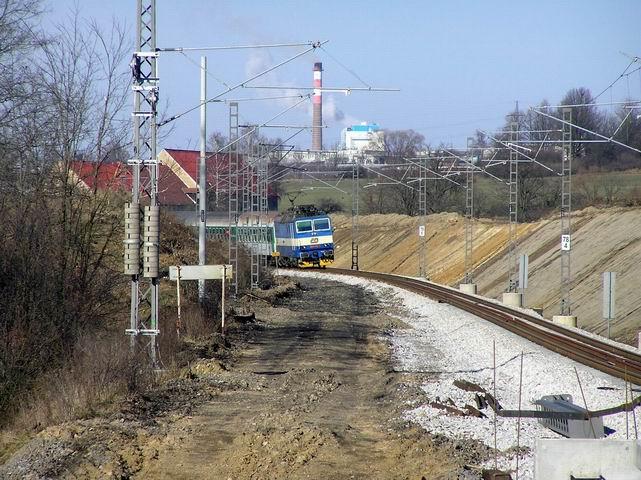 su_03_02_08_fotka04.jpg - 3.2.08, rovinka od Capova dvora