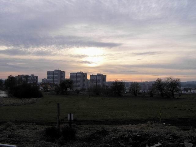 tabor_04_02_08_fotka06.jpg - Zapad slunce nad sidlistem Nad Luznici