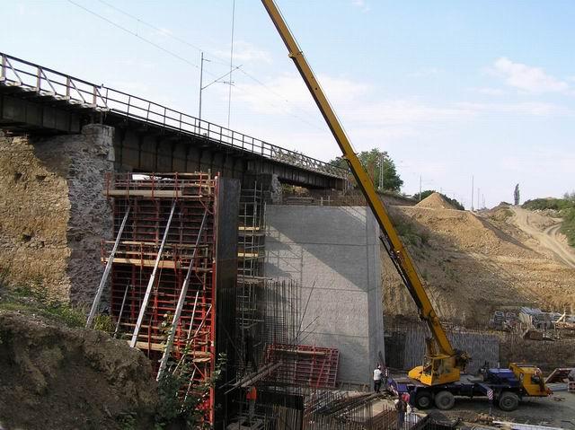 Sezimovo Ústí, most přes Kozský potok, září 2007